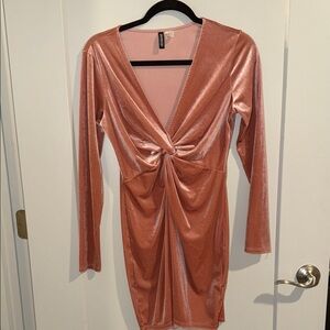 H&M Shimmering Rose Long Sleeve Dress